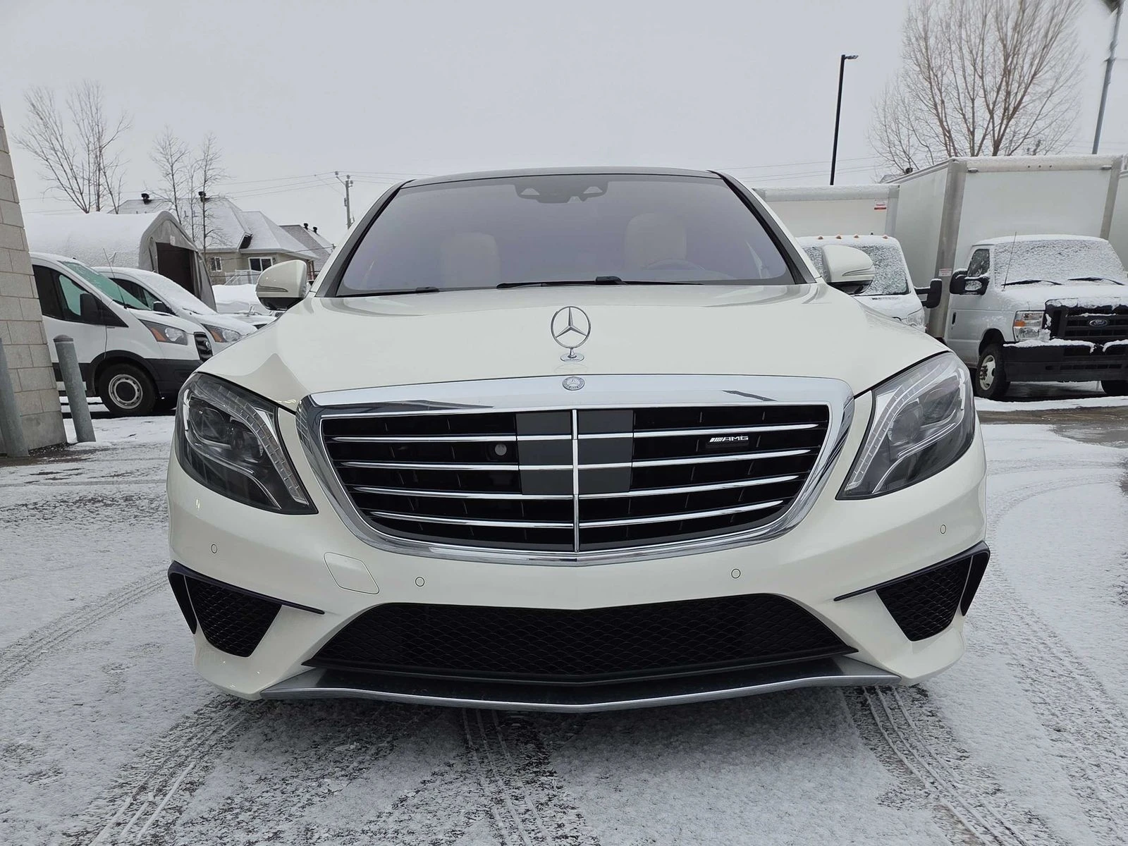 Mercedes-Benz S 63 AMG АВТО КРЕДИТ, снимка 3 - Автомобили и джипове - 53957127
