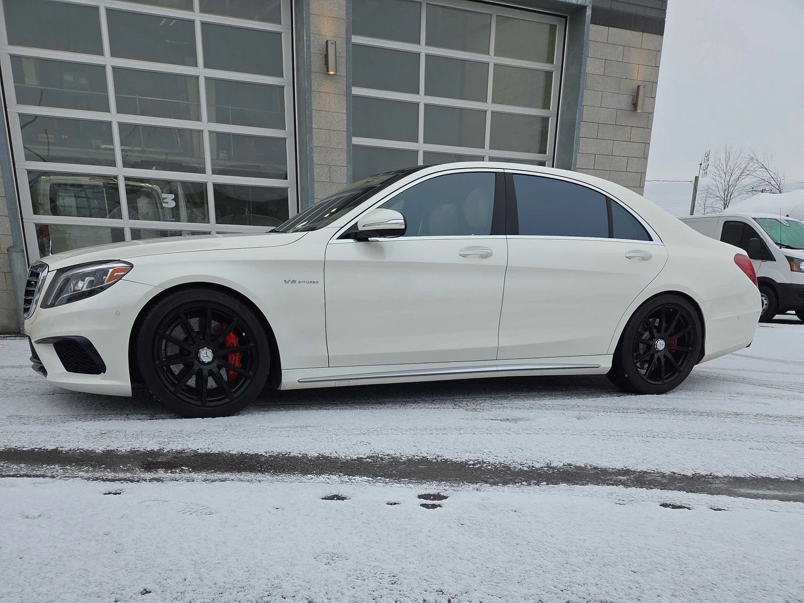 Mercedes-Benz S 63 AMG АВТО КРЕДИТ, снимка 4 - Автомобили и джипове - 53957127