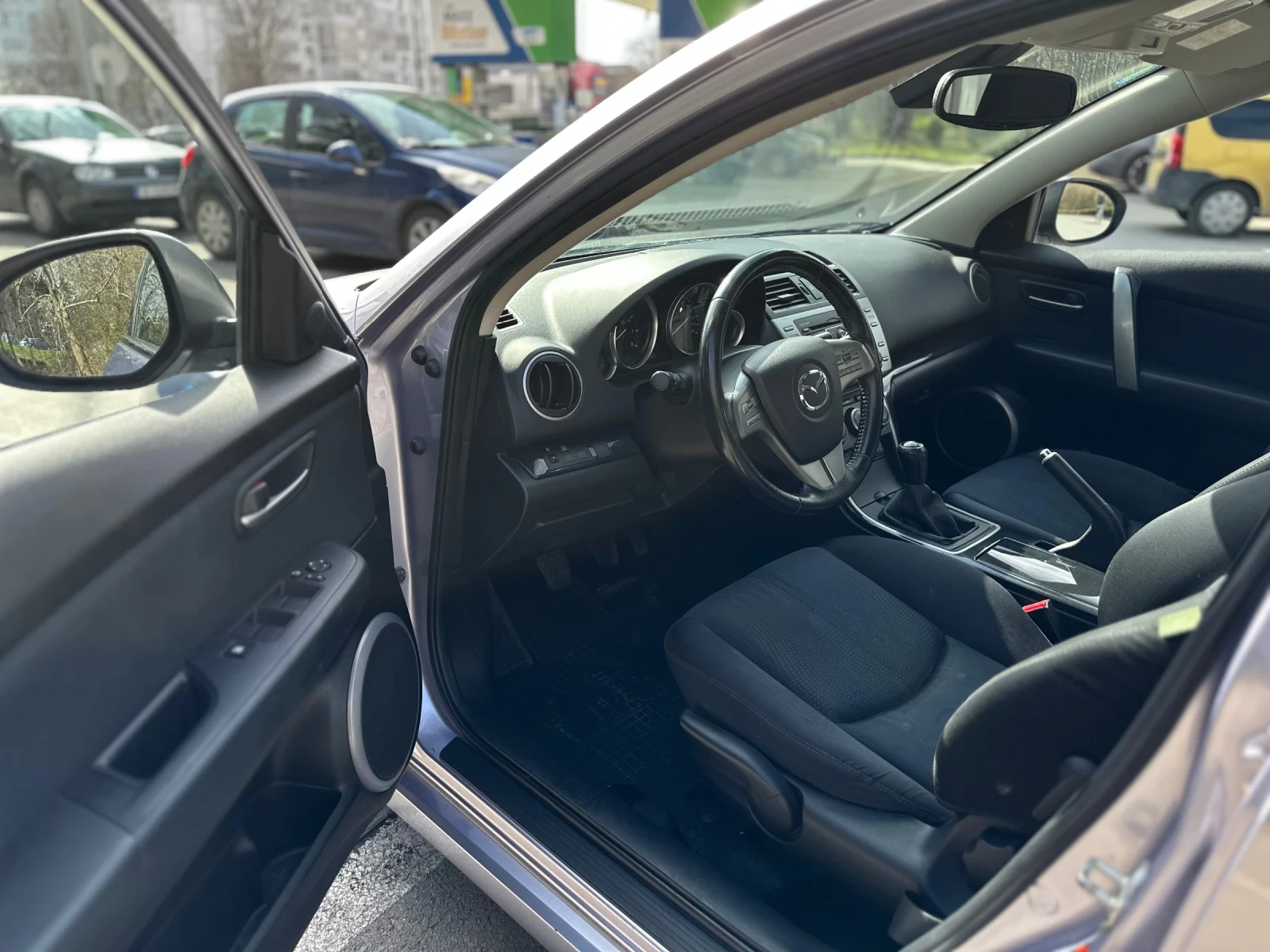 Mazda 6 2.0 бензин , снимка 7 - Автомобили и джипове - 54007538