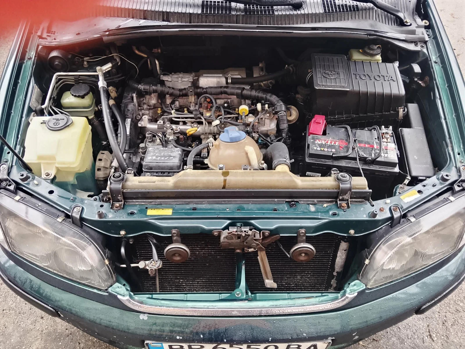 Toyota Picnic 2.2ТД, снимка 10 - Автомобили и джипове - 54046335