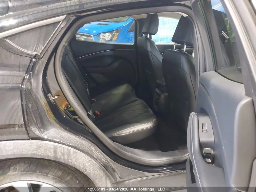 Ford Mustang Mach-E Select, снимка 8 - Автомобили и джипове - 54336623