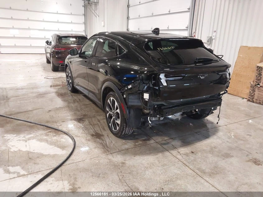 Ford Mustang Mach-E Select, снимка 3 - Автомобили и джипове - 54336623