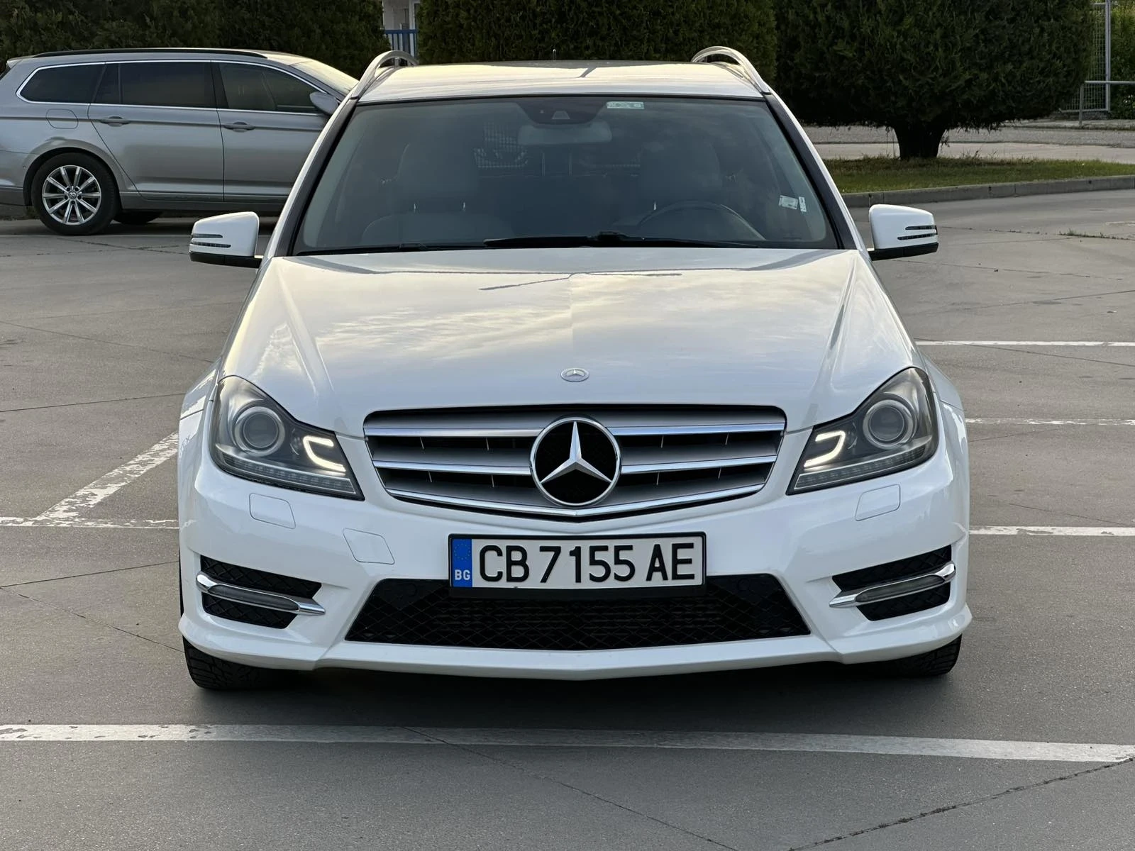 Mercedes-Benz 220 AMG! AVANGART! NAVI! FACE-LIFT! LIZING! , снимка 2 - Автомобили и джипове - 54458941