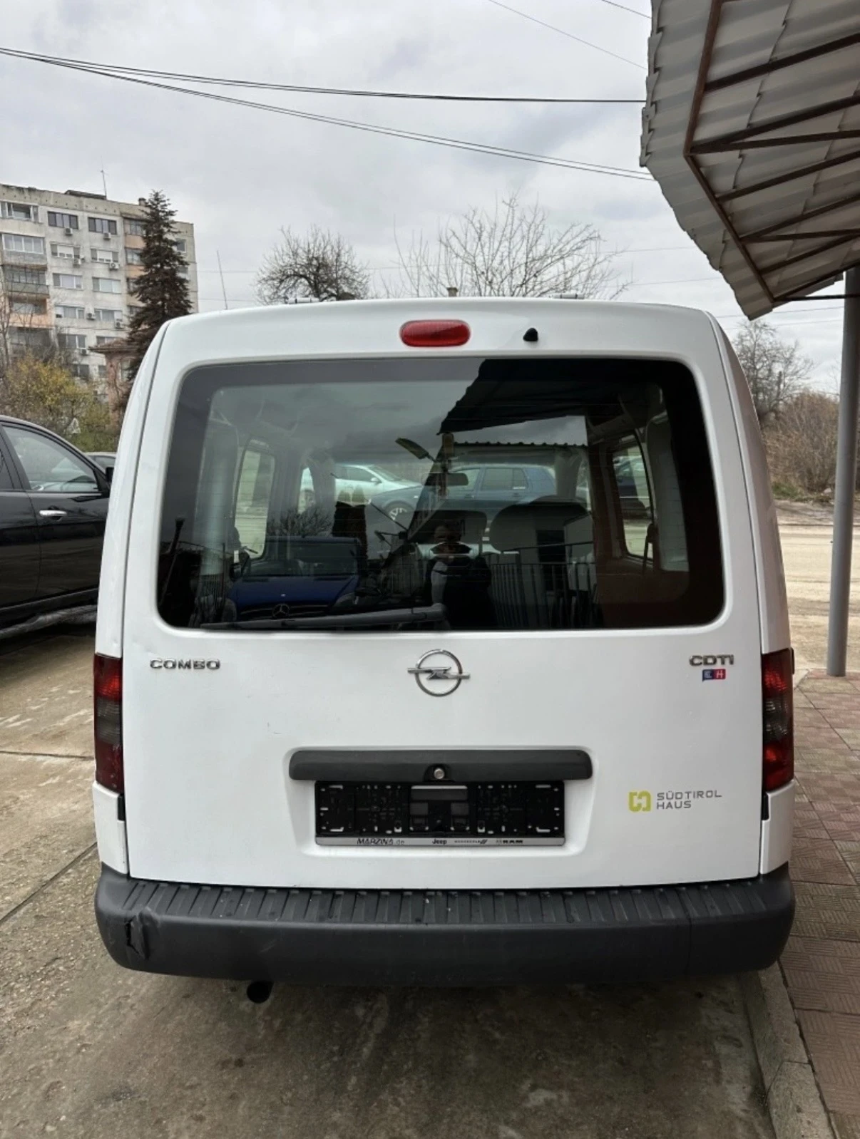 Opel Combo 1.3, снимка 5 - Автомобили и джипове - 54486440