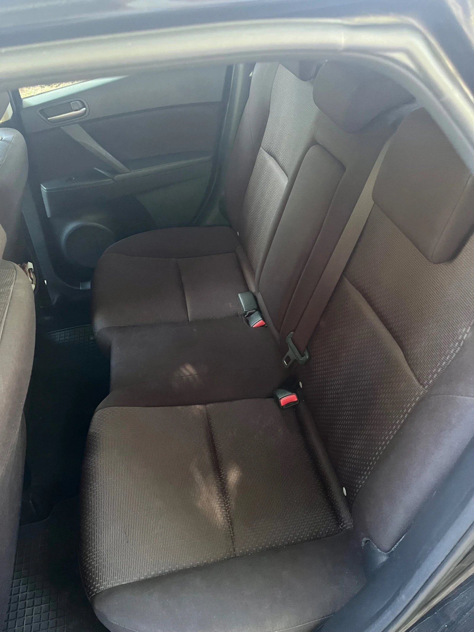 Mazda 3, снимка 4 - Автомобили и джипове - 55299445