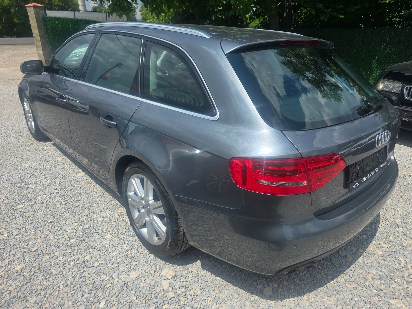 Audi A4 2.0TDI-143K.C-ЕВРО 5В-6 СКОРОСТИ, снимка 4 - Автомобили и джипове - 55323132
