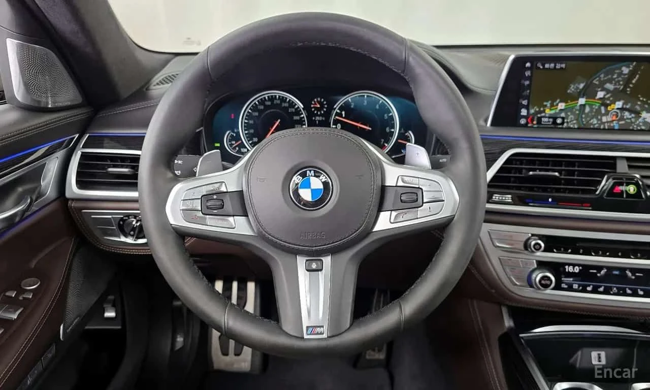 BMW 760 * M760Li xDrive * CARFAX * ЦЕНА ДО БГ, снимка 9 - Автомобили и джипове - 55556810