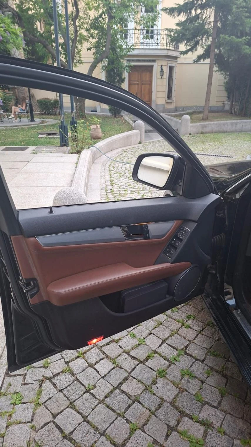 Mercedes-Benz C 220 CDI / T-Modell , снимка 6 - Автомобили и джипове - 55573410