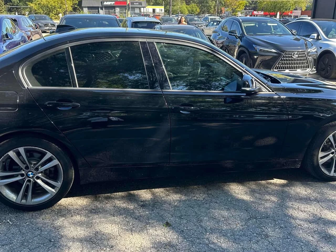 BMW 330 * 330i xDrive * CARFAX * БЕЗ ПЪРВОНАЧАЛНА ВНОСКА, снимка 3 - Автомобили и джипове - 56216932