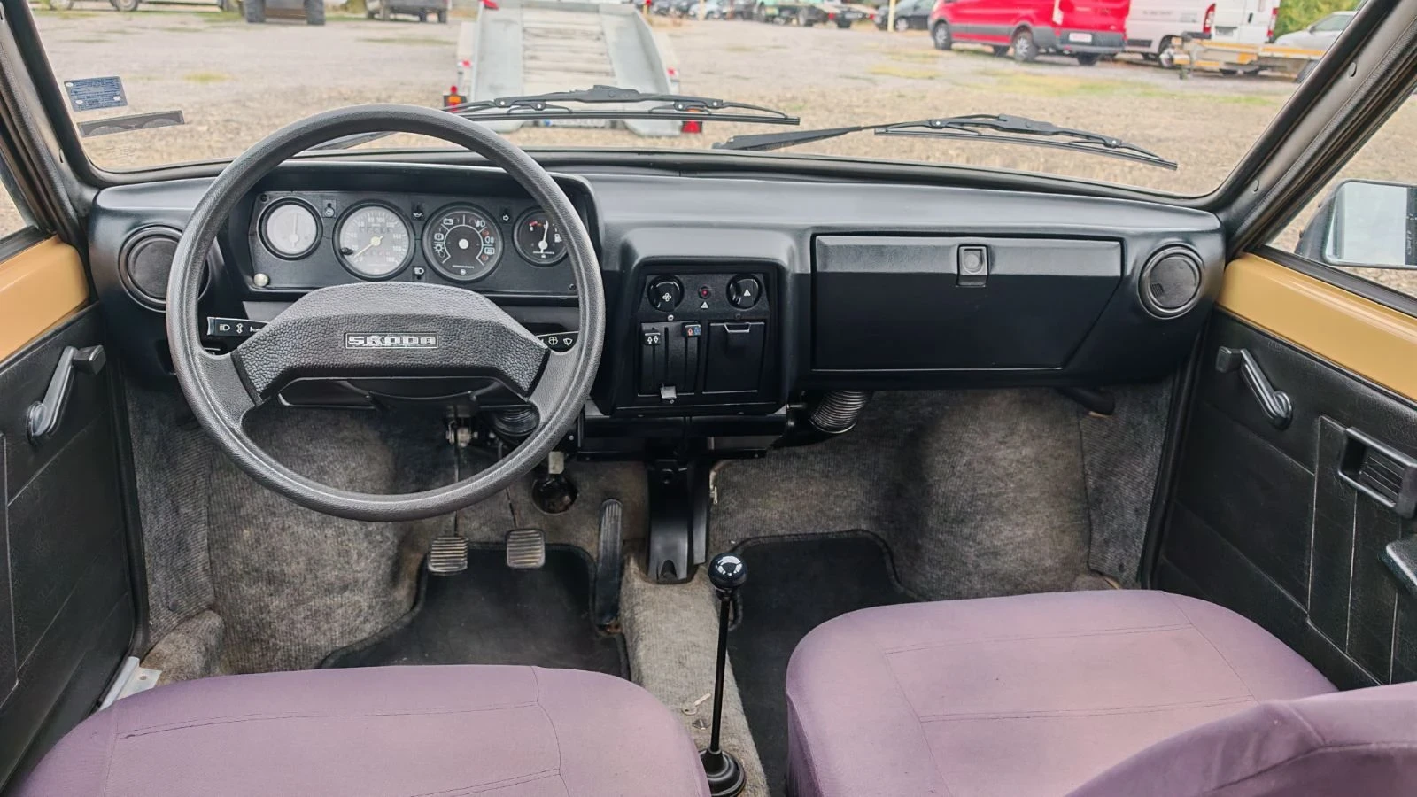 Skoda 105 105L, снимка 9 - Автомобили и джипове - 56265940