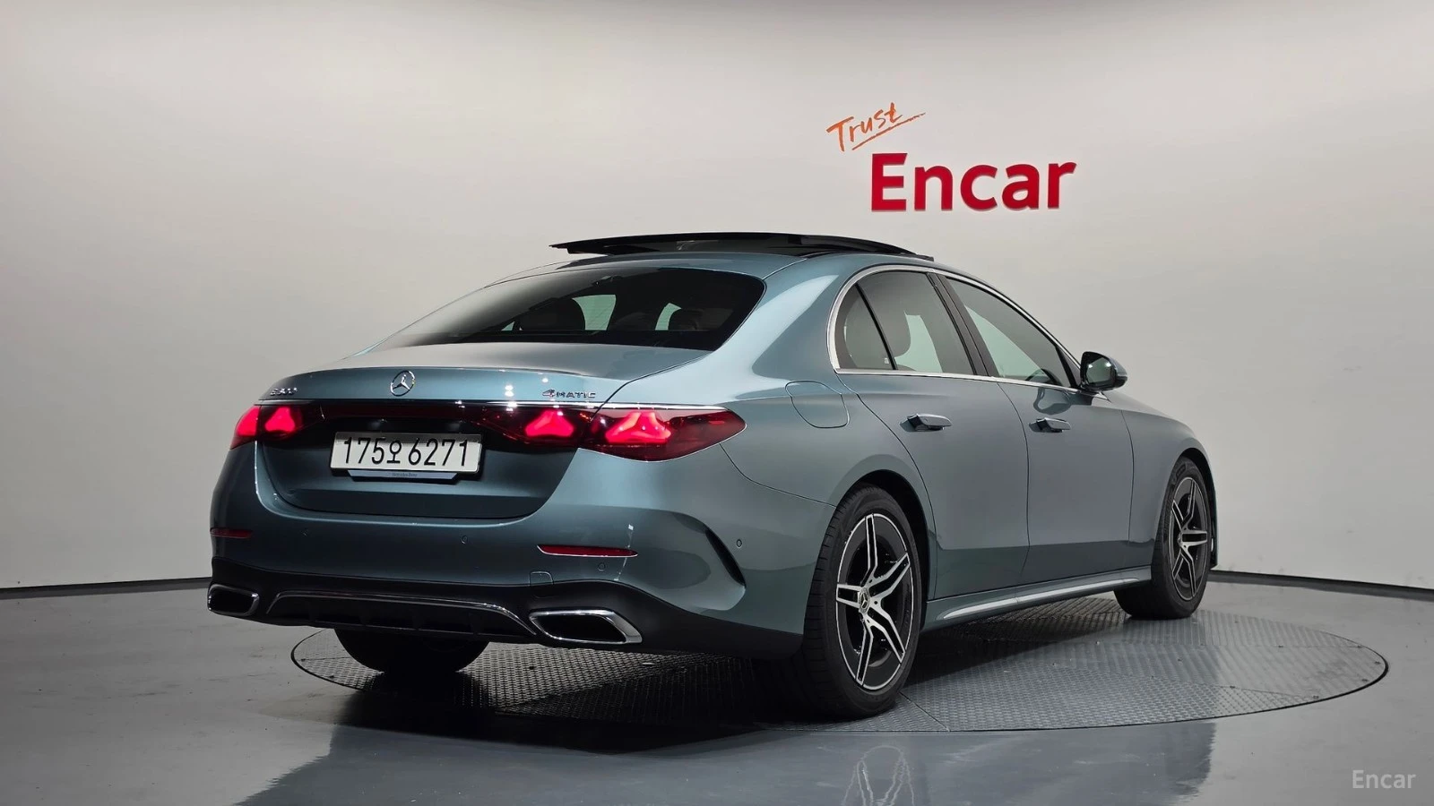Mercedes-Benz E 300 4MATIC AMG LINE| HUD| 360| �����| MEMORY| ACC | Mobile.bg � ����������� 4