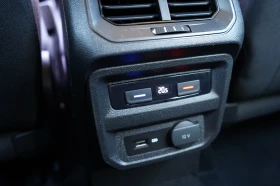 VW Tiguan 2.0 TSI* HIGHLINE* 4MOTION* LED* BMT* CAMERA* CARP, снимка 16