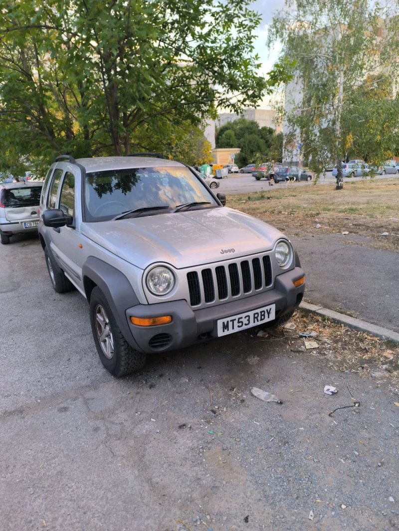 Jeep Cherokee Liberty , снимка 2 - Автомобили и джипове - 52565245