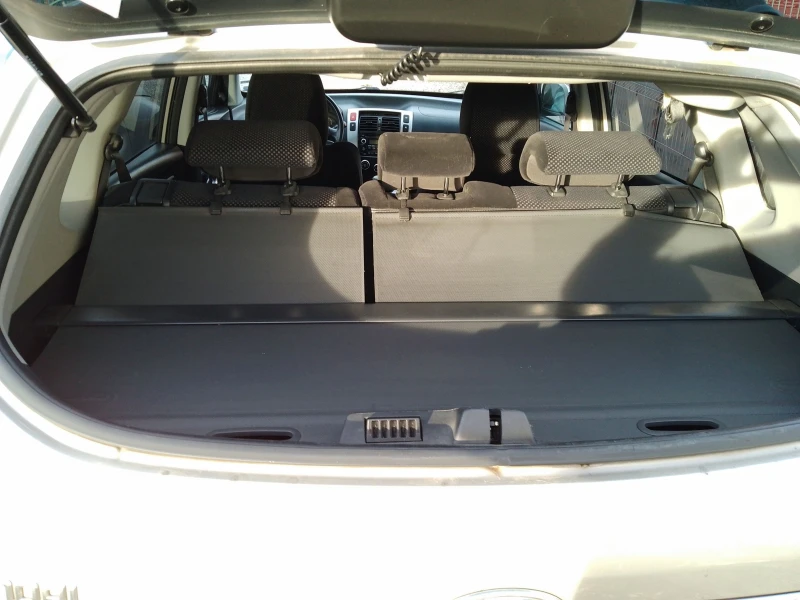 Hyundai Tucson, снимка 16 - Автомобили и джипове - 52296299
