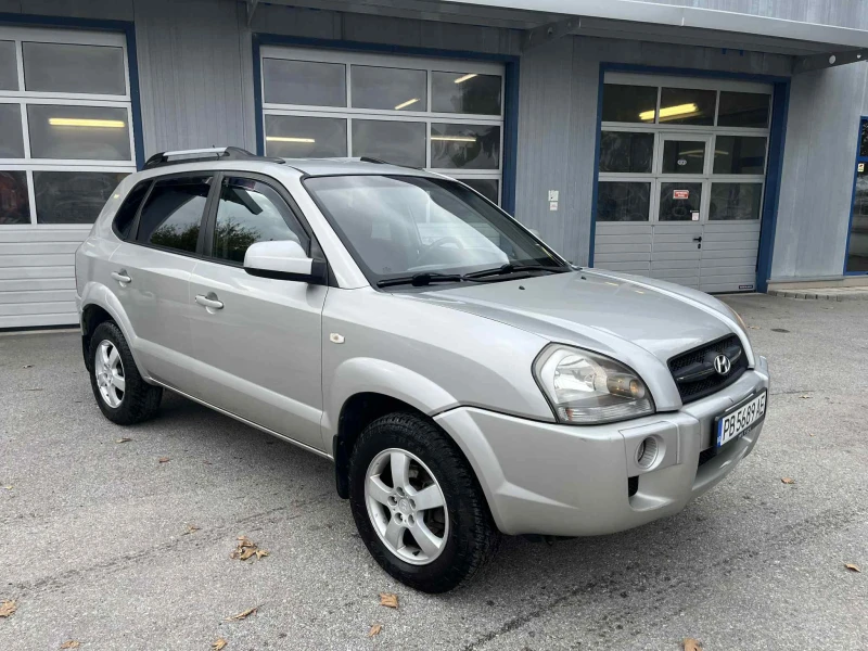 Hyundai Tucson, снимка 4 - Автомобили и джипове - 52296299
