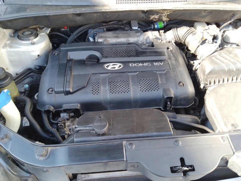 Hyundai Tucson, снимка 15 - Автомобили и джипове - 52296299