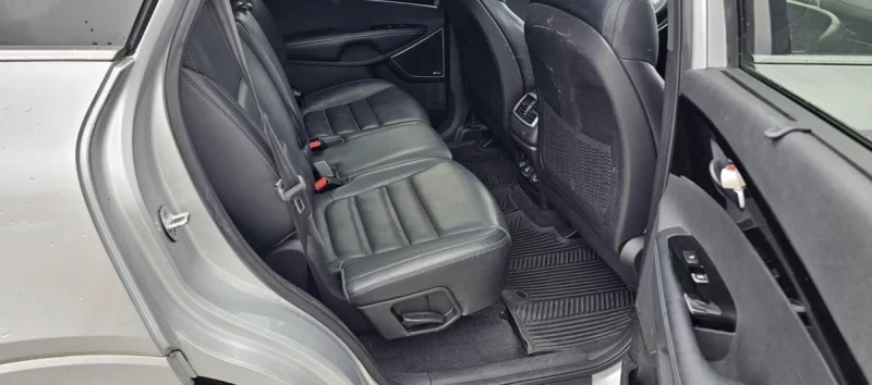 Kia Sorento SX * * AWD * * Обдухване * * Без ръжда * * , снимка 8 - Автомобили и джипове - 53331308