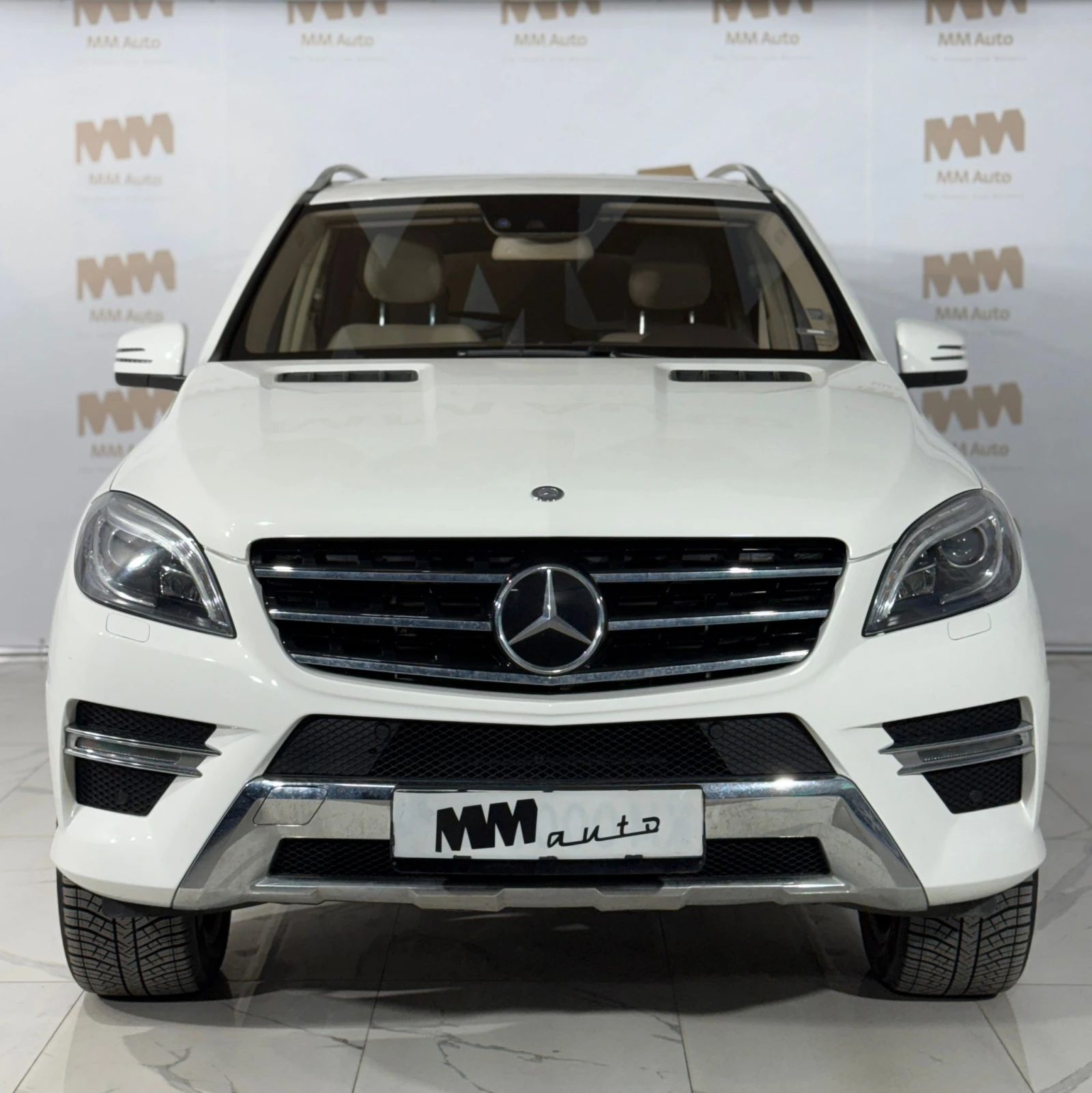 Mercedes-Benz ML 350 d Bluetec AMG* 4M* Pano* Camera* Вентилация* Keyle - изображение 4