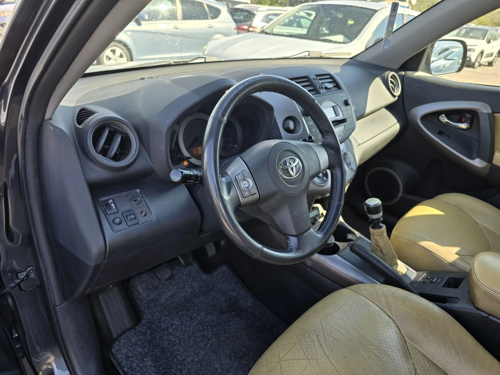 Toyota Rav4 D4-D - изображение 9