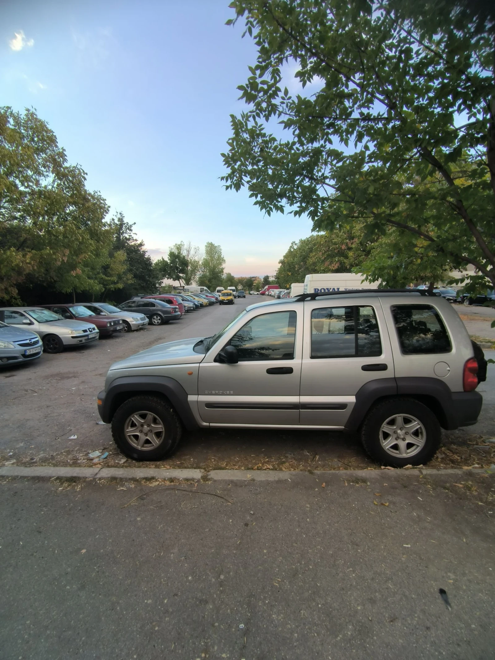 Jeep Cherokee Liberty  - изображение 4