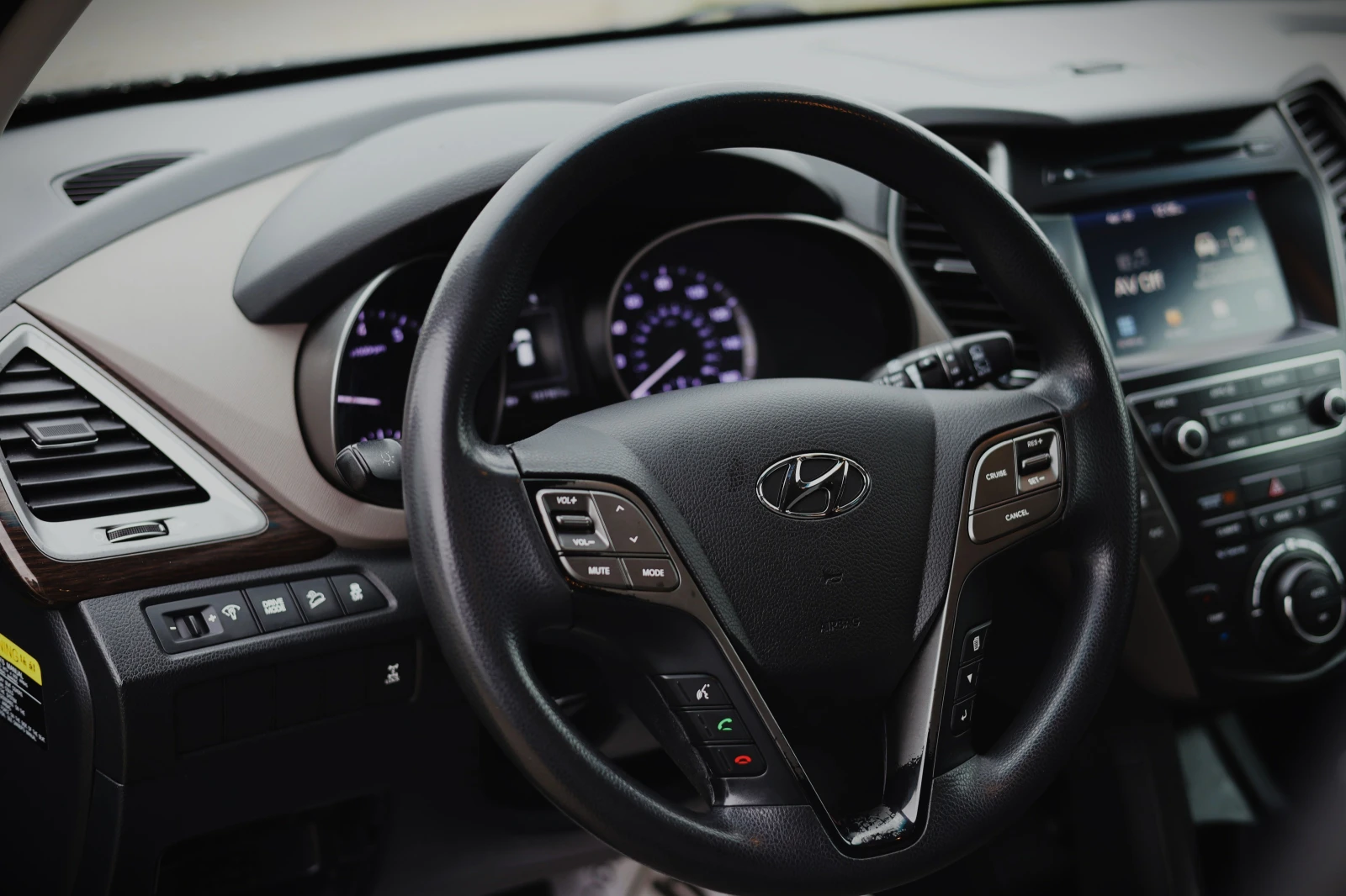 Hyundai Santa fe 3.3 Бензин, снимка 11 - Автомобили и джипове - 54282128