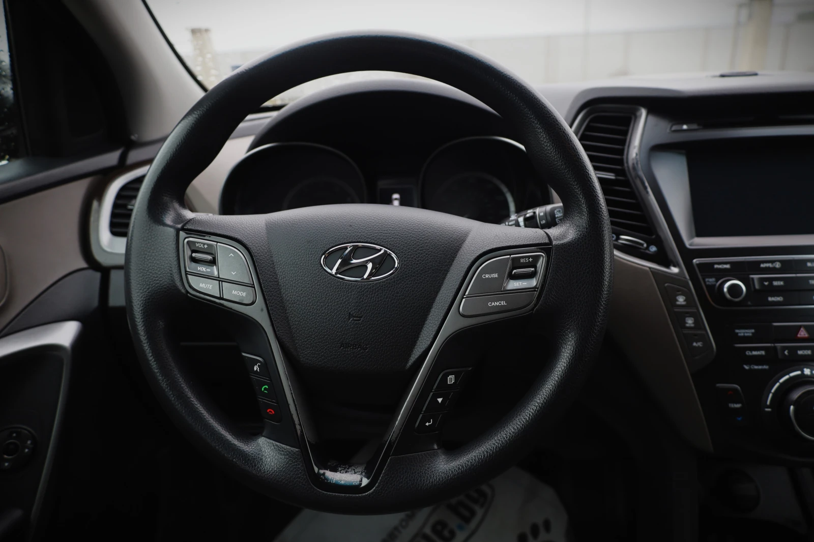 Hyundai Santa fe 3.3 Бензин, снимка 10 - Автомобили и джипове - 54282128