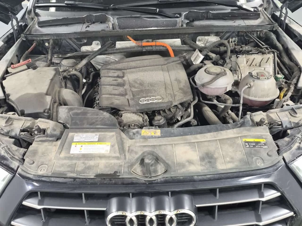 Audi Q5 * TECHNIK * CARFAX * ОПЦИЯ ЗА ФИНАНСИРАНЕ , снимка 16 - Автомобили и джипове - 55355939