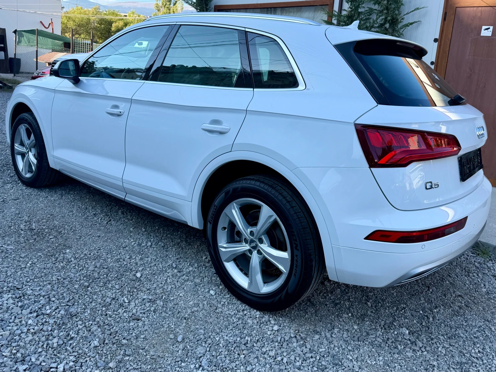 Audi Q5 2.0 tdi quattro 190ps, снимка 4 - Автомобили и джипове - 56098745