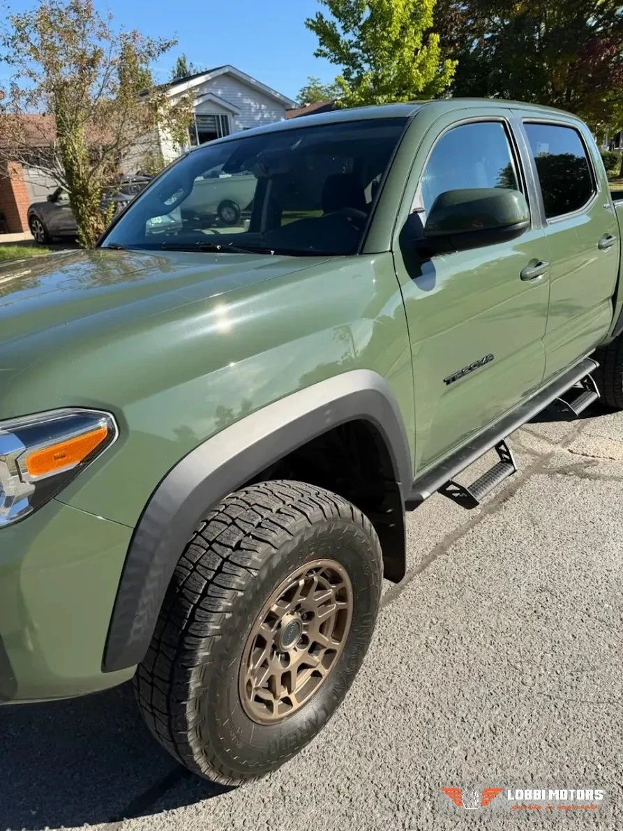 Toyota Tacoma
