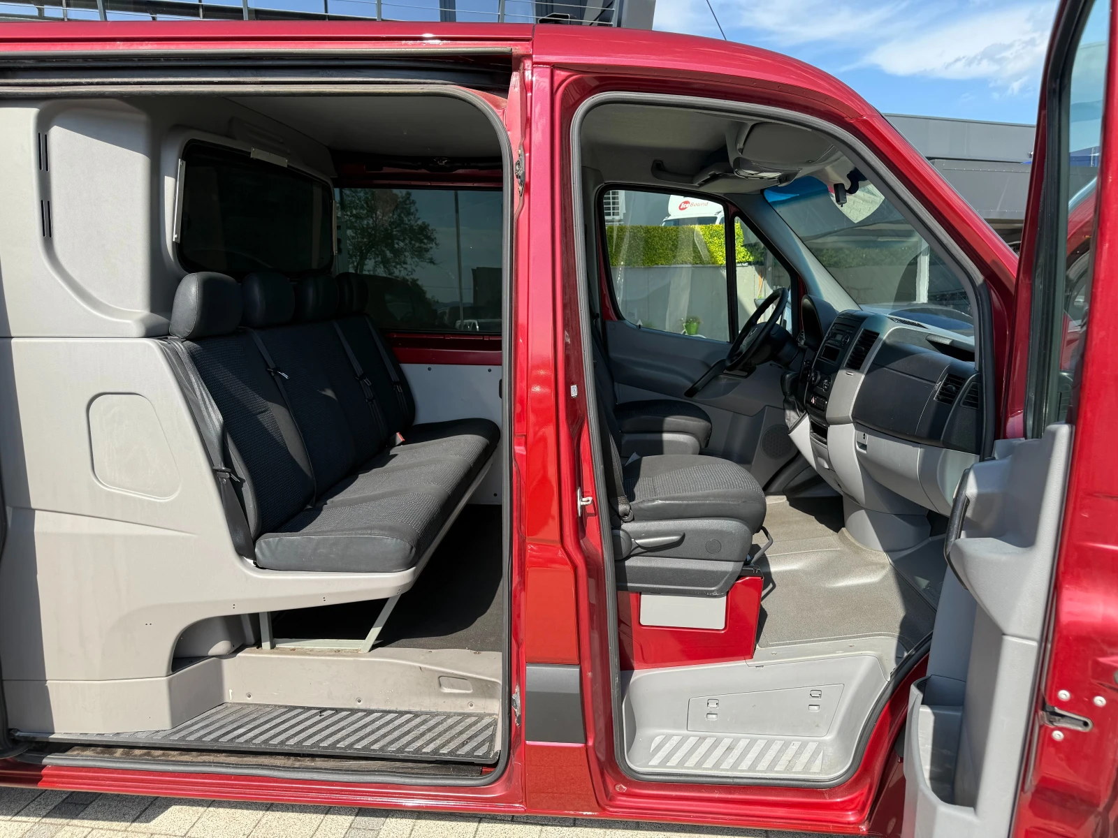 Mercedes-Benz Sprinter 318 CDI Товаропътнически  6-местен Клима - изображение 8