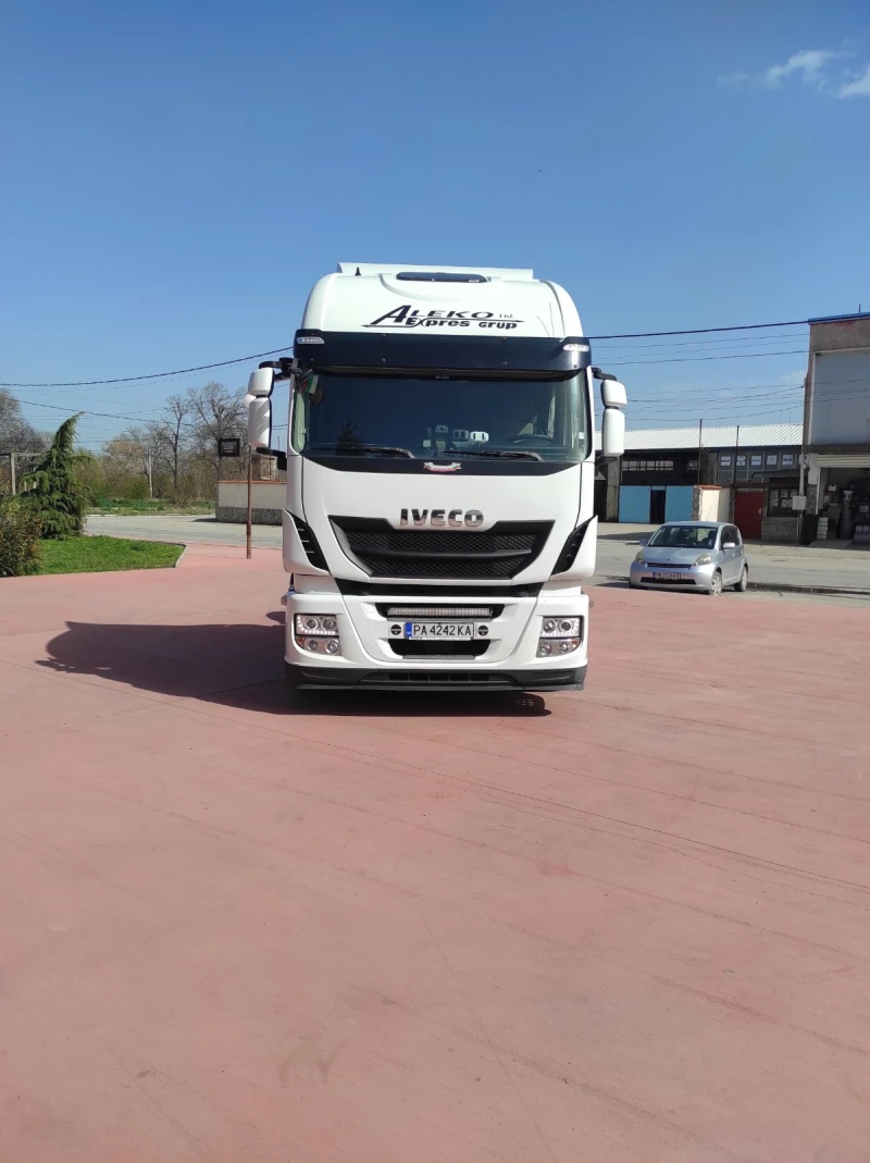 Iveco Stralis влекач, снимка 1 - Камиони - 48631799