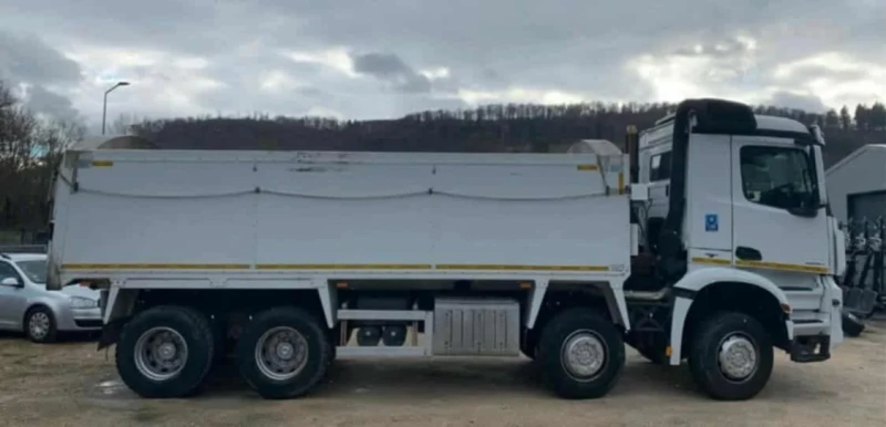 Mercedes-Benz Actros Самосвал, снимка 7 - Камиони - 52012850