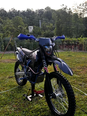 ����� �� �������� �� Telstar Dirt Bike