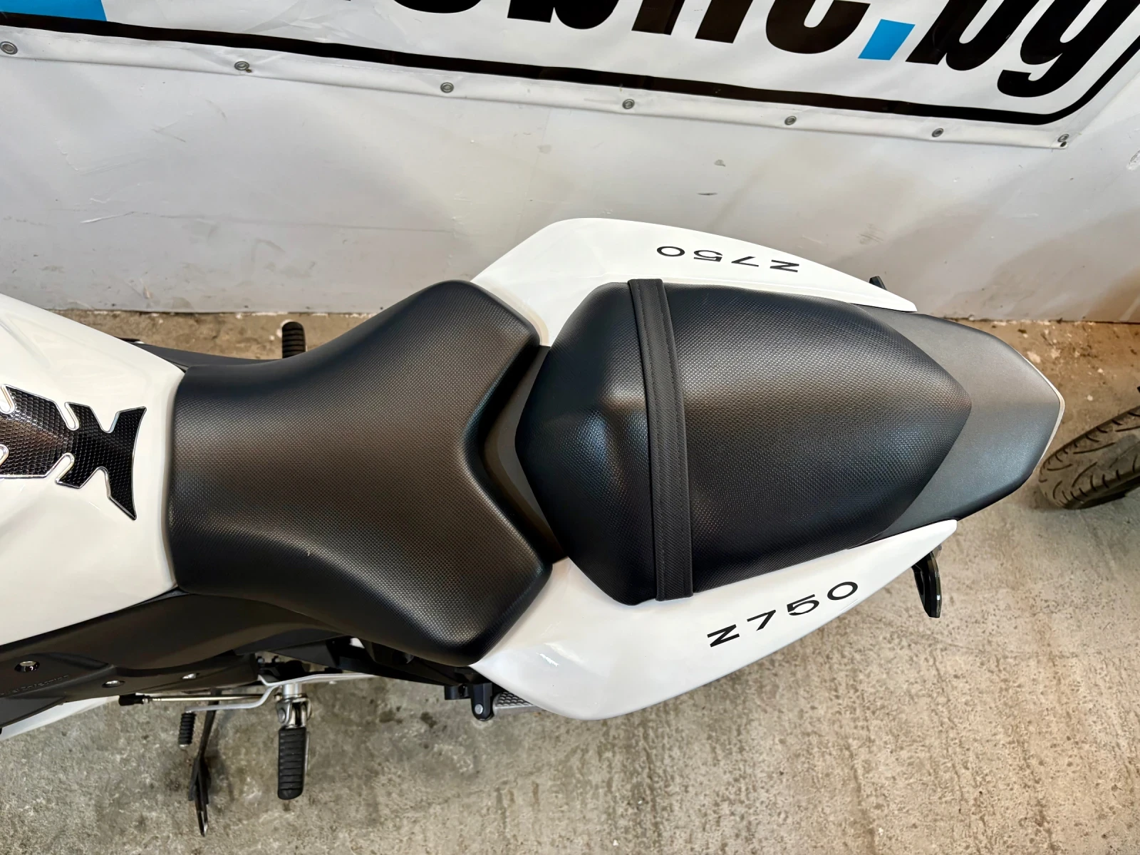 Kawasaki Z 750i AKRAPOVIC - изображение 10