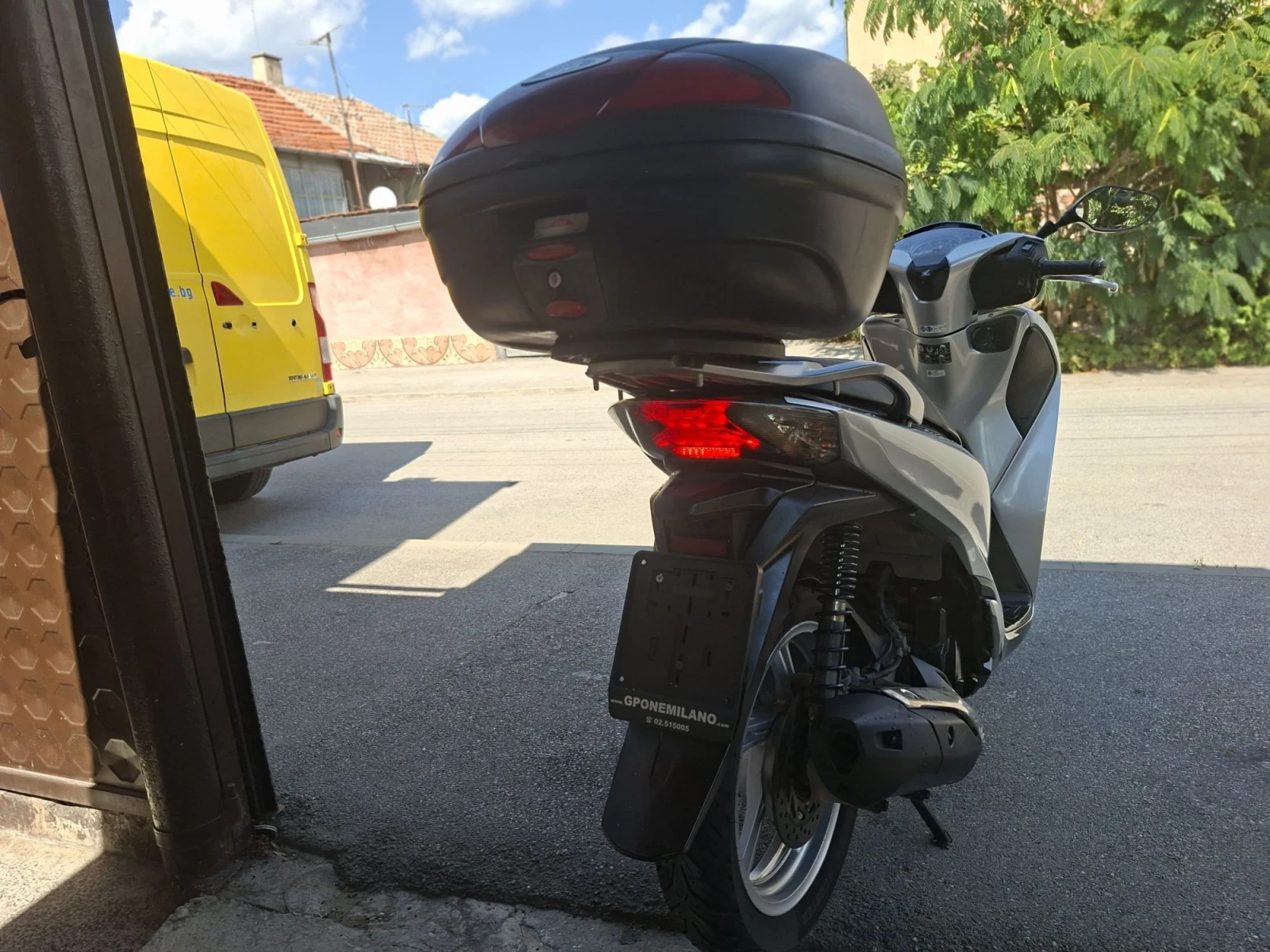 Honda Sh 150ie 2019год. ОФЕРТА, снимка 8 - Мотоциклети и мототехника - 55836551