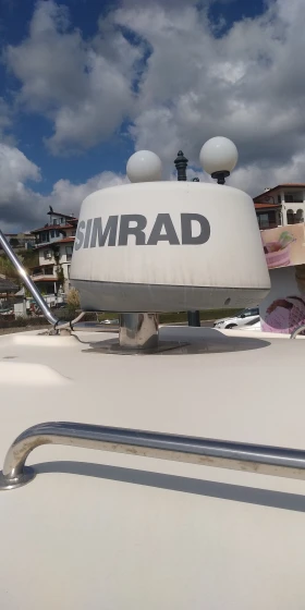 Моторна яхта Quicksilver Arvor 250, снимка 13