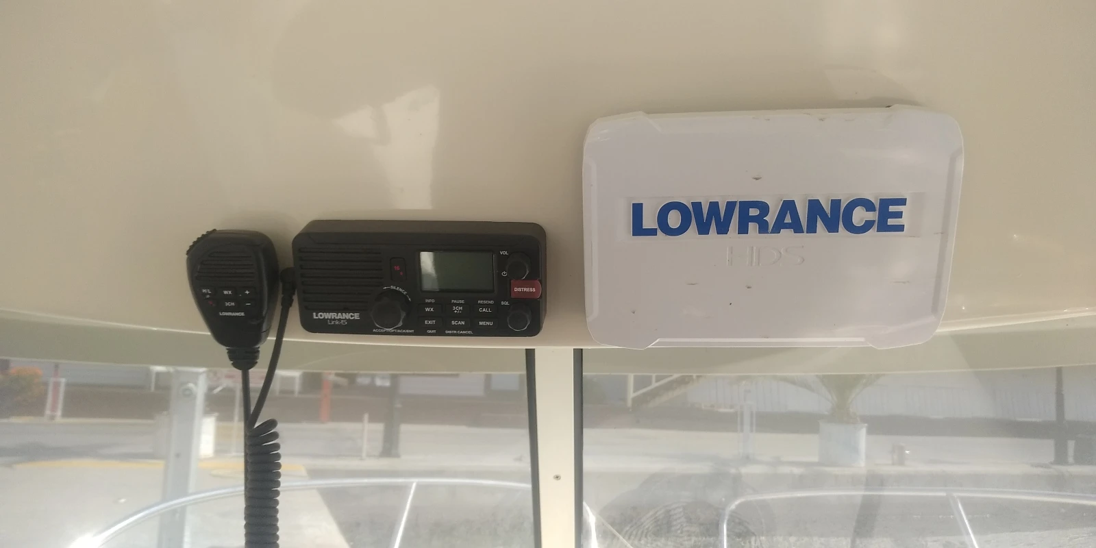 ������� ���� Quicksilver Arvor 250 | Mobile.bg � ����������� 11