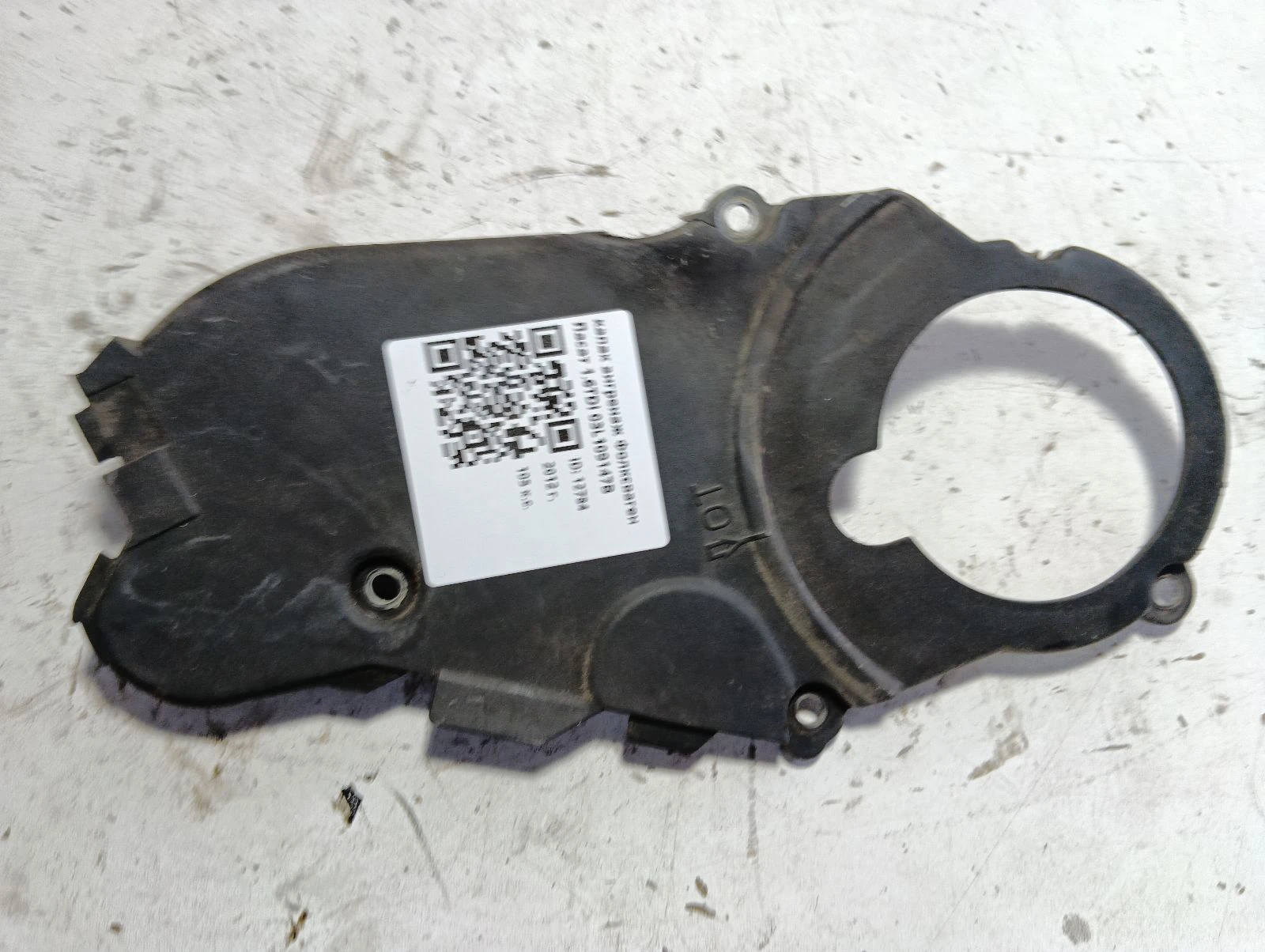 капак ангренаж Фолксваген Пасат 1.6TDI 03L109147B