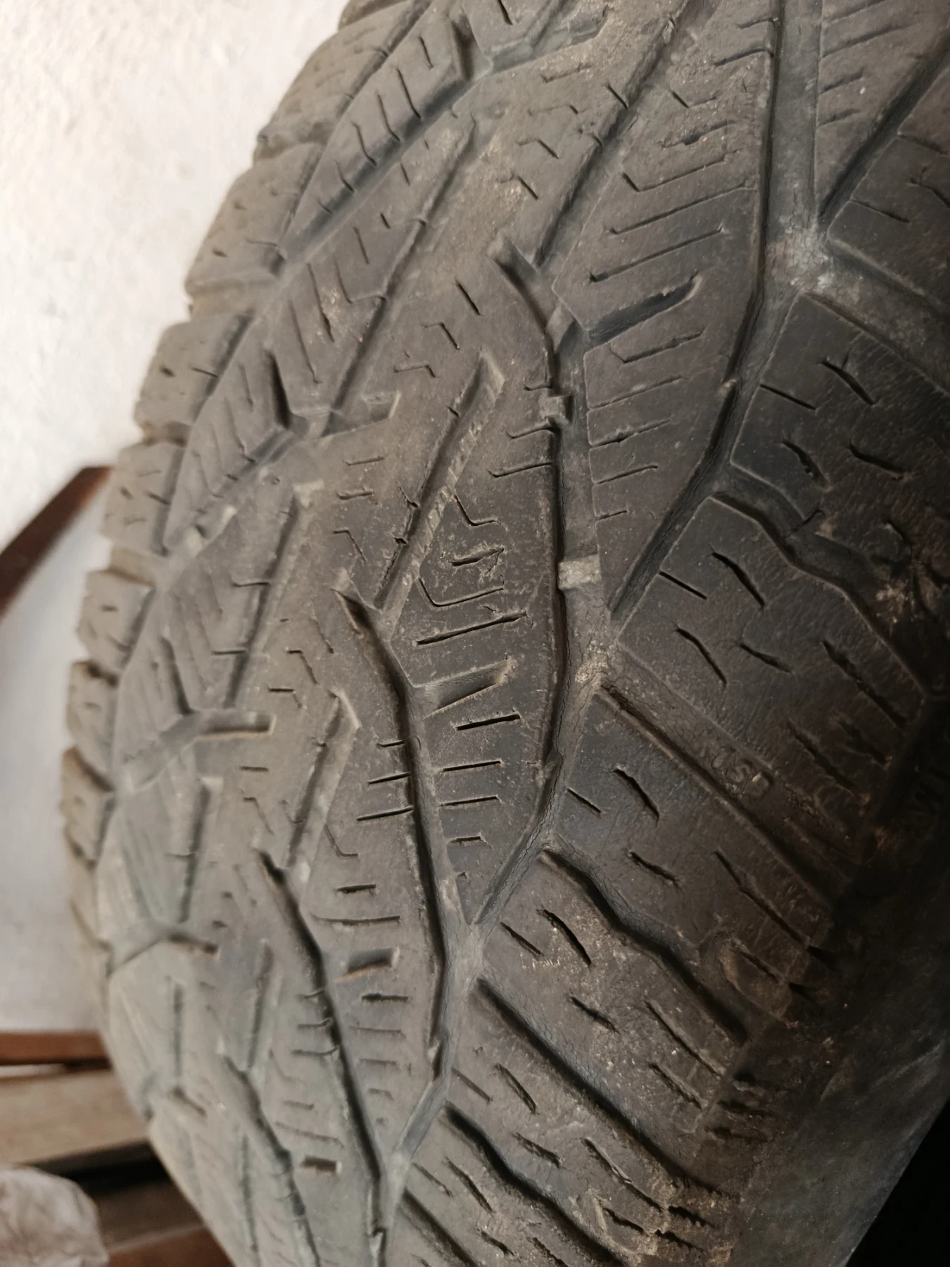 ���� � ������ 215/70R16 �� Suzuki Grand vitara | Mobile.bg � ����������� 7