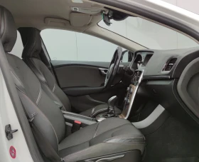 Volvo V40 Cross Country 1.6D* 114к.с* , снимка 10