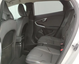 Volvo V40 Cross Country 1.6D* 114к.с* , снимка 9