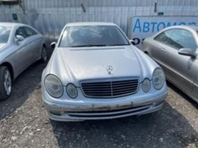     Mercedes-Benz E 320  