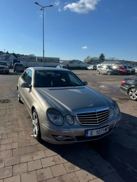 Mercedes-Benz E 320, снимка 1