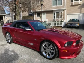 ������ Ford Mustang