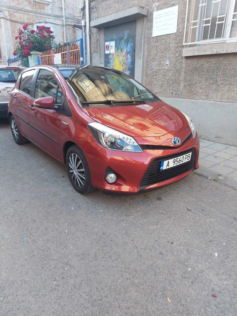 Toyota Yaris 1.5   HYBRID, снимка 1 - Автомобили и джипове - 47326139