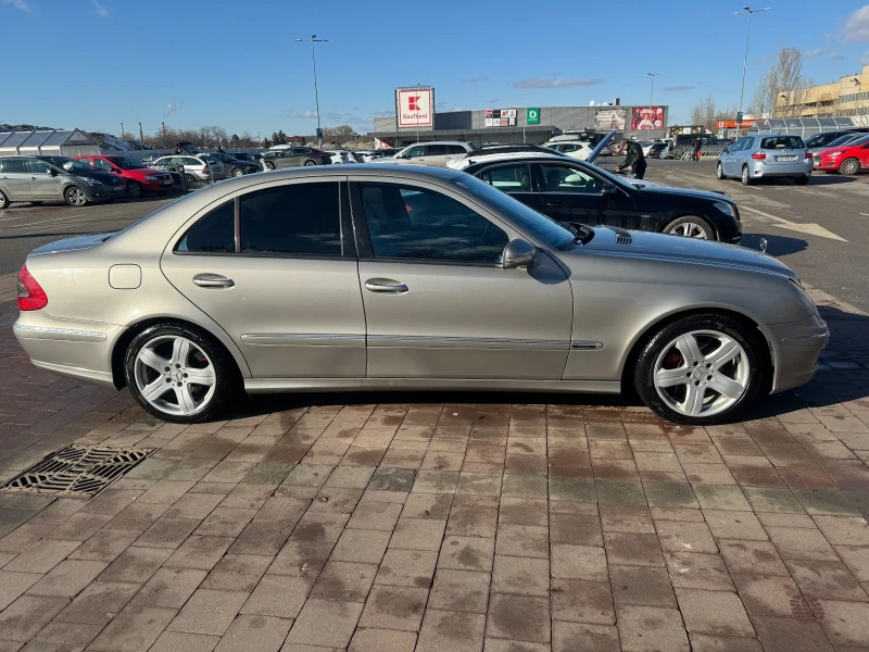 Mercedes-Benz E 320, снимка 4 - Автомобили и джипове - 48547078