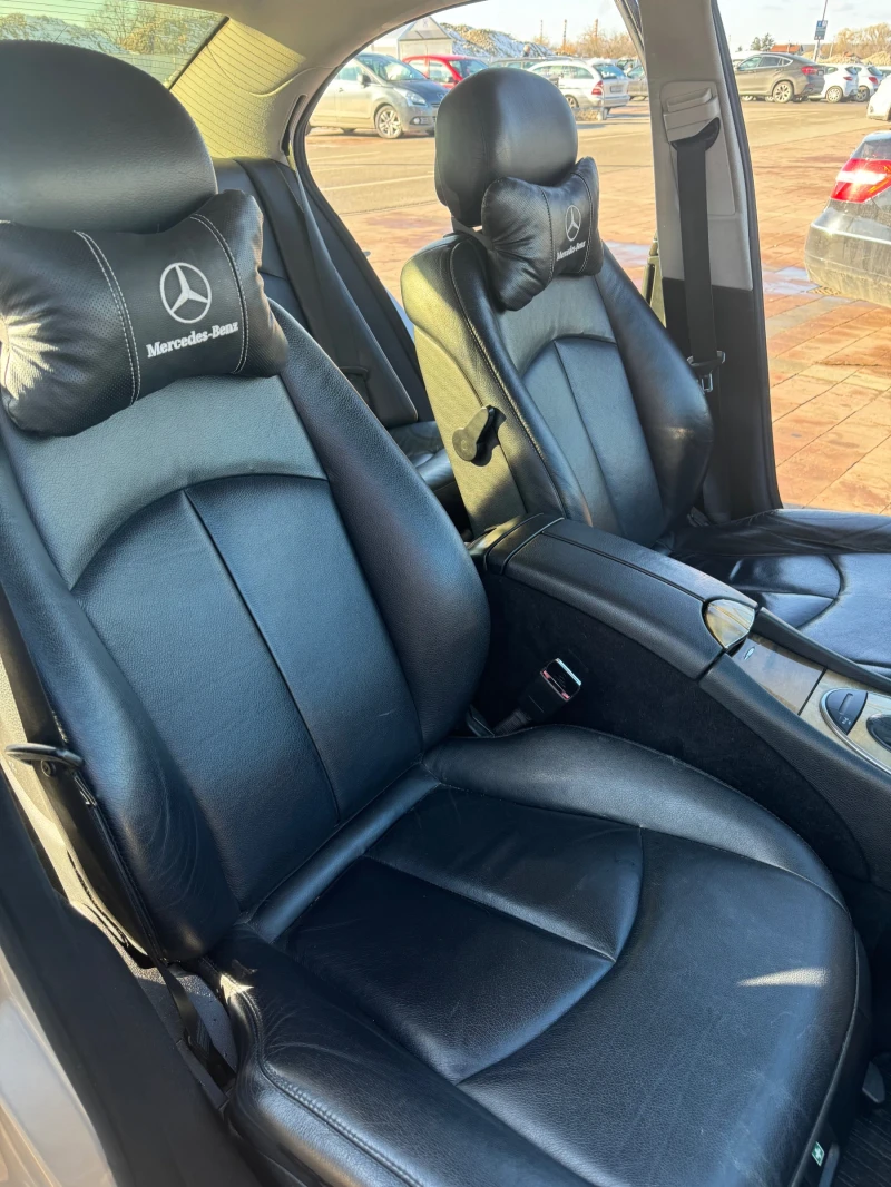 Mercedes-Benz E 320, снимка 15 - Автомобили и джипове - 48547078