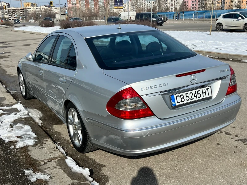 Mercedes-Benz E 320 Facelift, снимка 6 - Автомобили и джипове - 49235661