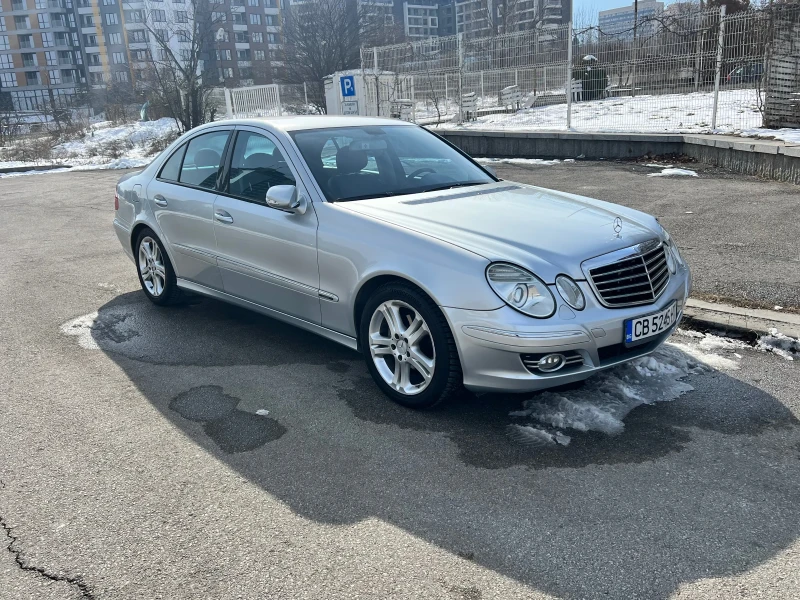 Mercedes-Benz E 320 Facelift, снимка 1 - Автомобили и джипове - 49235661