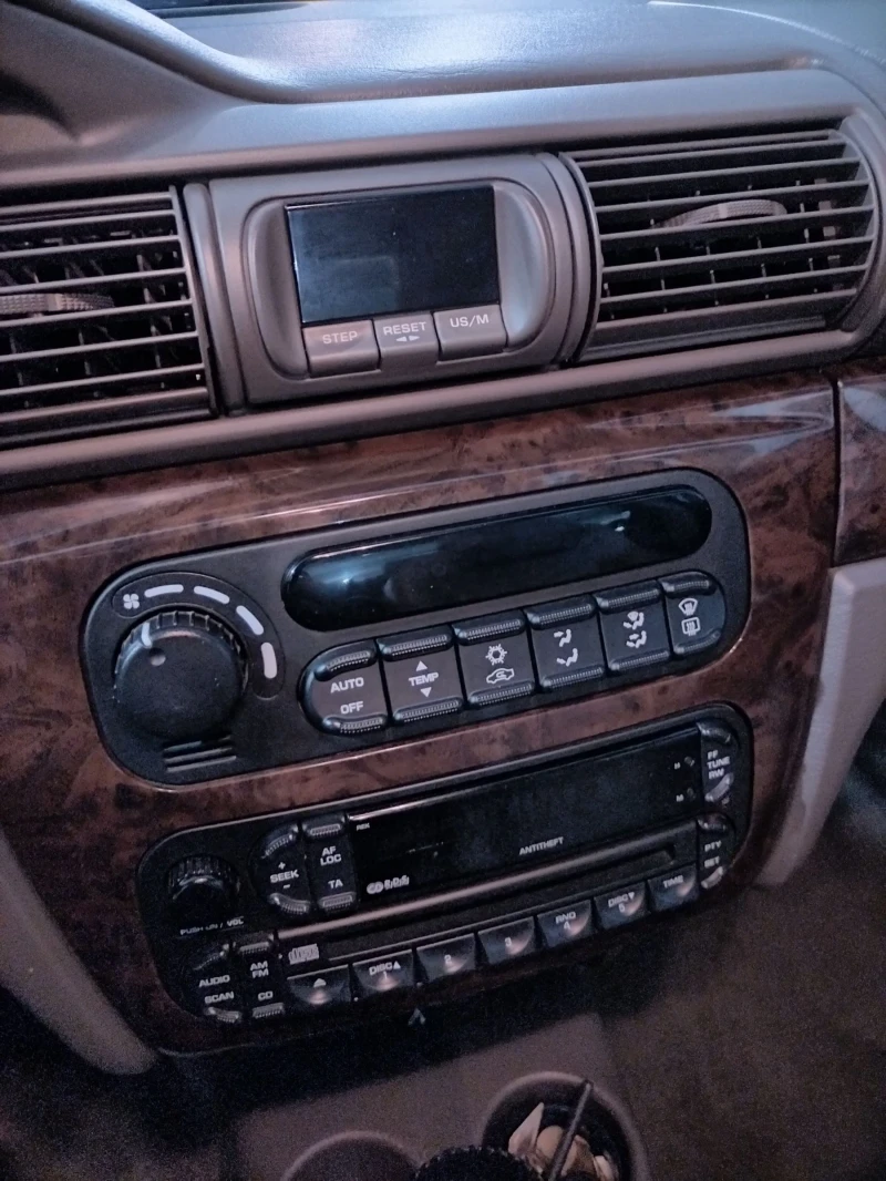 Chrysler Sebring, снимка 11 - Автомобили и джипове - 52996802